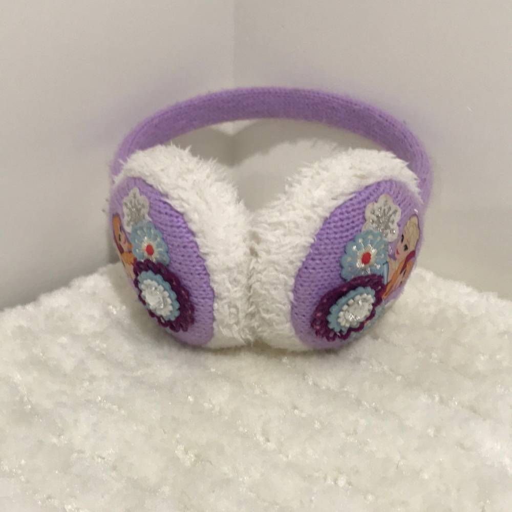 Disney’s Frozen Anna & Elsa Earmuffs in GUC